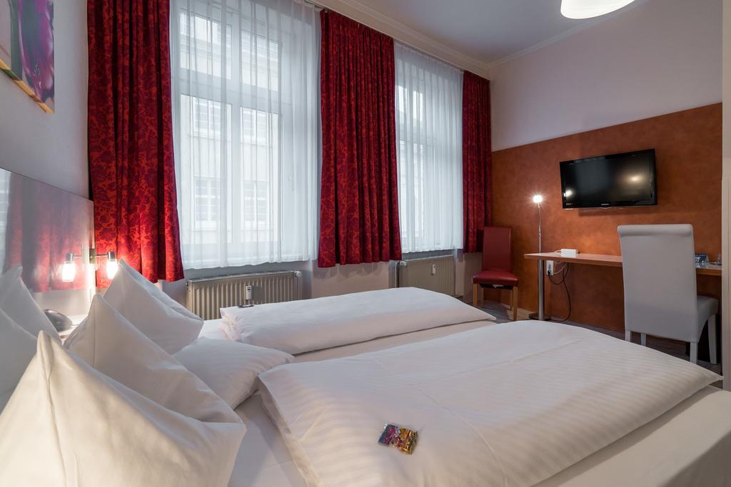 Hotel Stadtkrug Parchim Kültér fotó